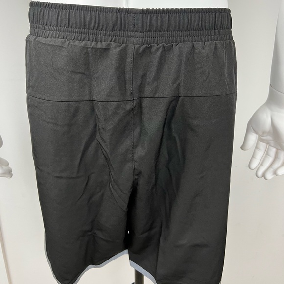 SPYDER MEN'S ACTIVE WEAR,BLACK W/2 POCKETS W/YELLOW ZIPPER,LOGO DIFFERENT SHADES - Picture 3 of 15